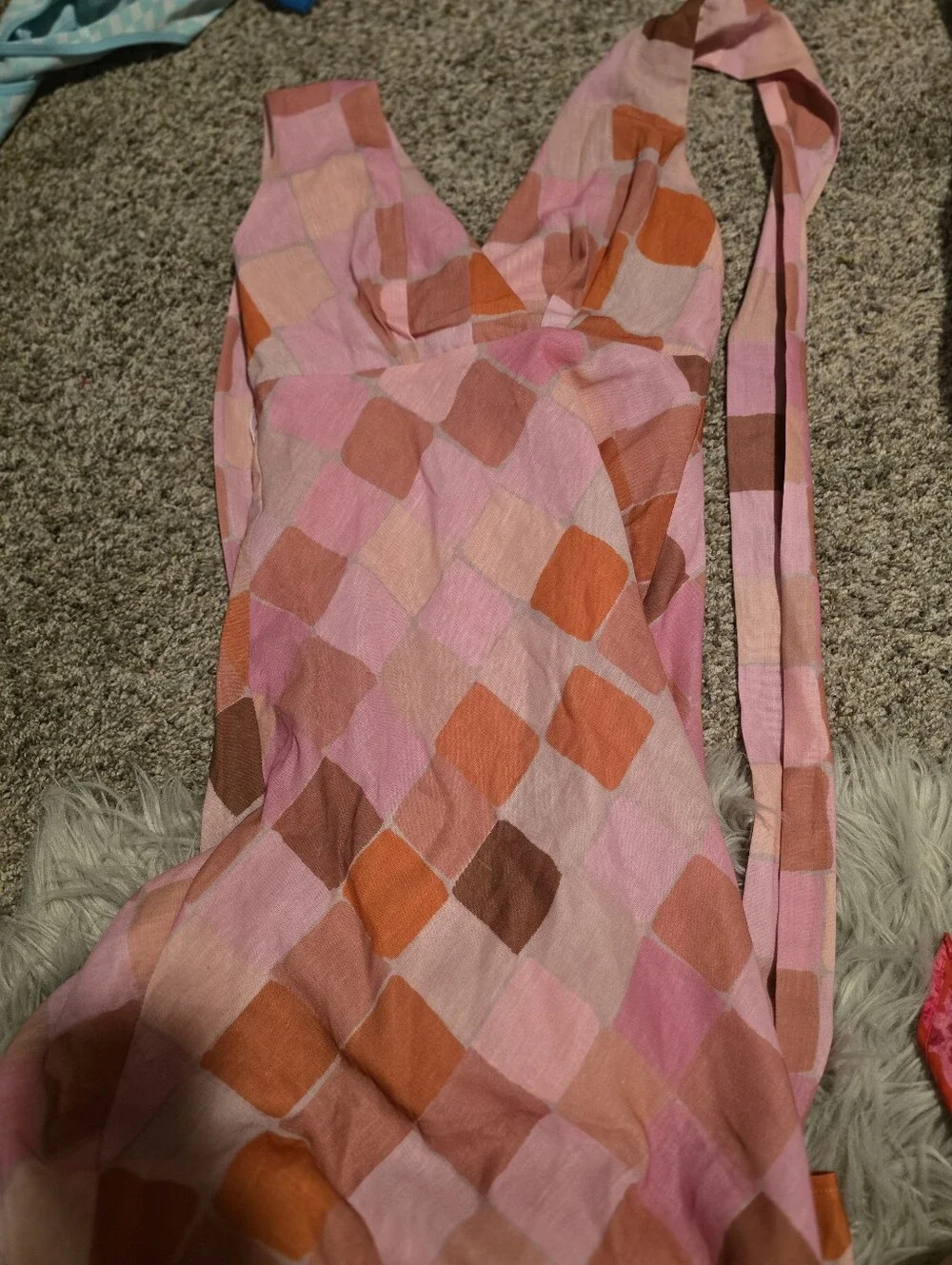 NWOT Selfie Leslie Pink Orange Geometric Diamond Maxi Dress Tie Halter Small 70s - Picture 5 of 6